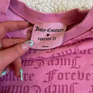 FOREVER 21 X JUICY COUTURE cropped crew neck